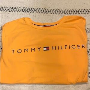 TOMMY HILFIGER